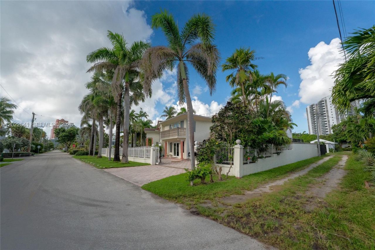 2701 N Atlantic Blvd , Fort Lauderdale, FL 33308 Photo