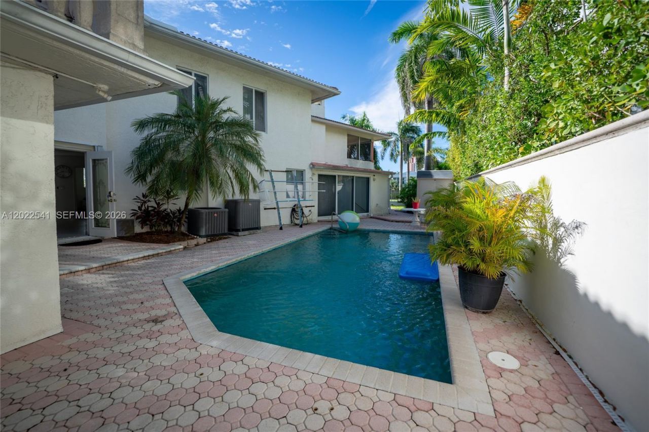 2701 N Atlantic Blvd , Fort Lauderdale, FL 33308 Photo