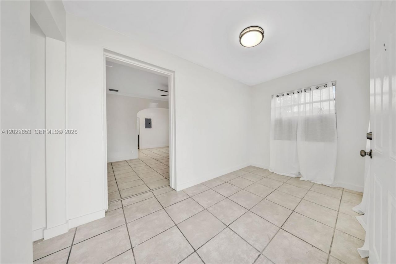 2744 SW 16th Ter , Miami, FL 33145 Photo
