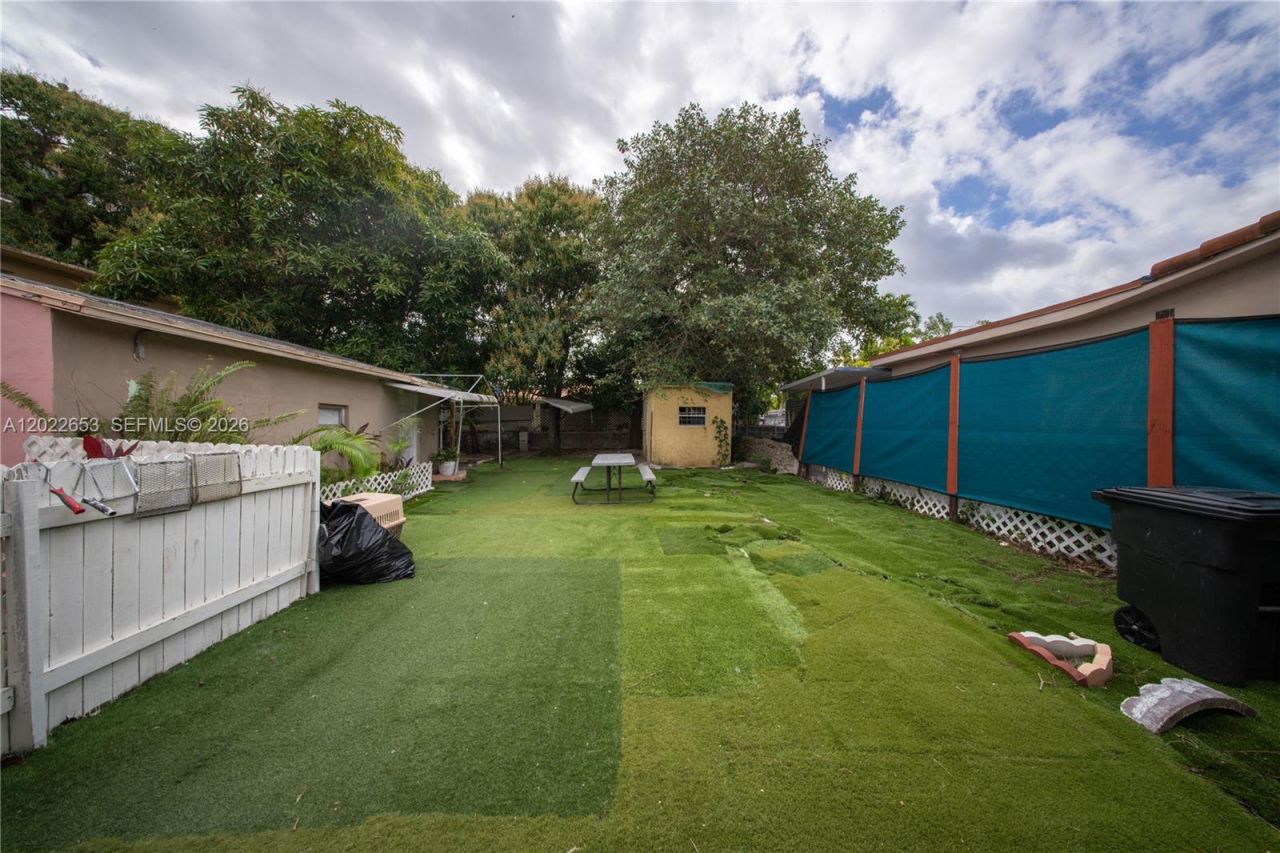 2744 SW 16th Ter , Miami, FL 33145 Photo