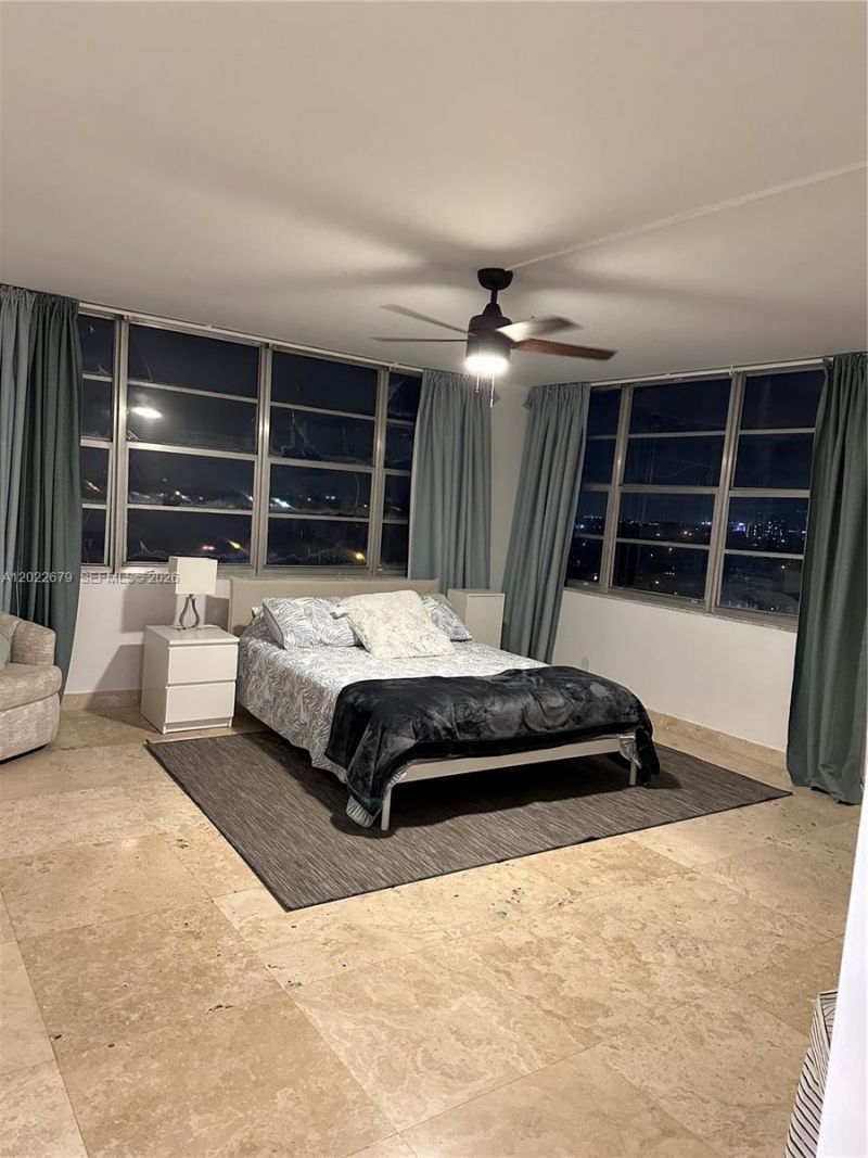 2100 Sans Souci Blvd , Unit B811, North Miami, FL 33181 Photo