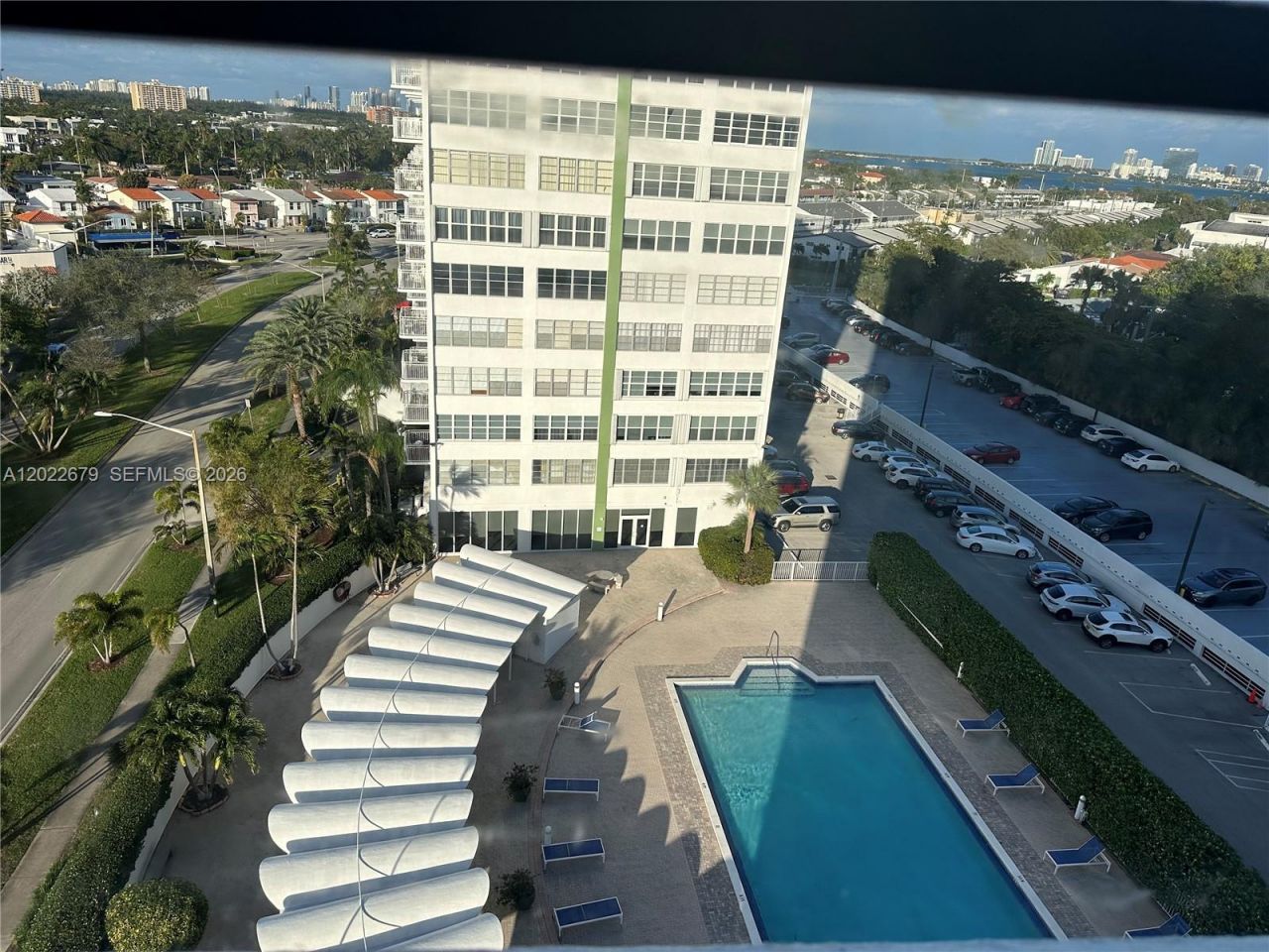 2100 Sans Souci Blvd , Unit B811, North Miami, FL 33181 Photo
