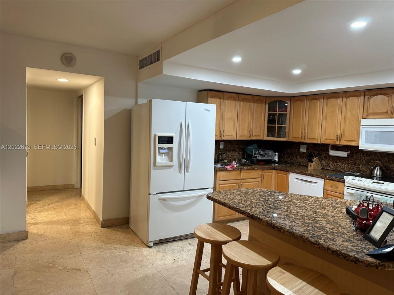2100 Sans Souci Blvd , Unit B811, North Miami, FL 33181 Photo
