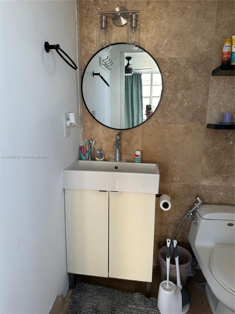 2100 Sans Souci Blvd , Unit B811, North Miami, FL 33181 Photo