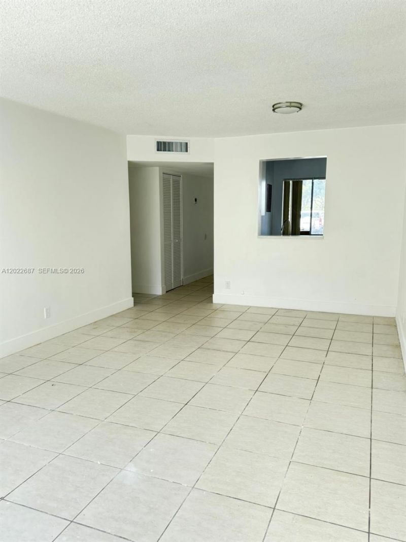 3470 Foxcroft Rd , Unit 307, Miramar, FL 33025 Photo