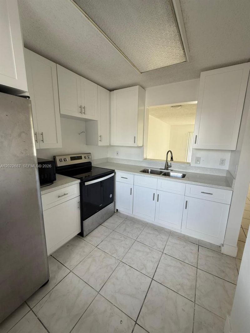 3470 Foxcroft Rd , Unit 307, Miramar, FL 33025 Photo