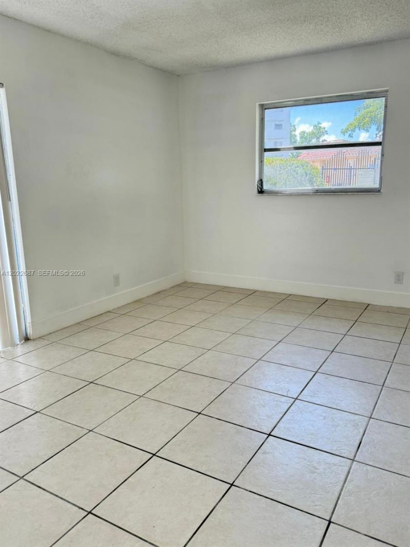 3470 Foxcroft Rd , Unit 307, Miramar, FL 33025 Photo