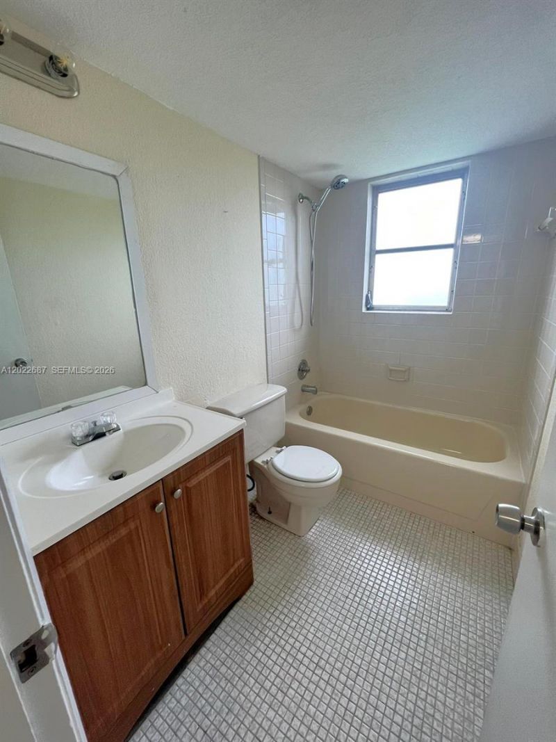3470 Foxcroft Rd , Unit 307, Miramar, FL 33025 Photo