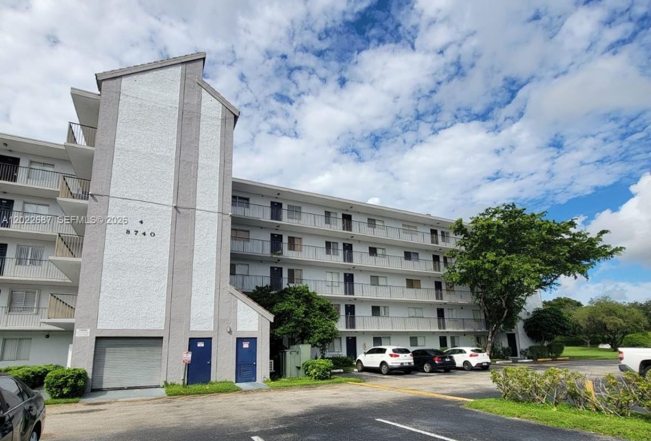 3470 Foxcroft Rd , Unit 307, Miramar, FL 33025 Photo