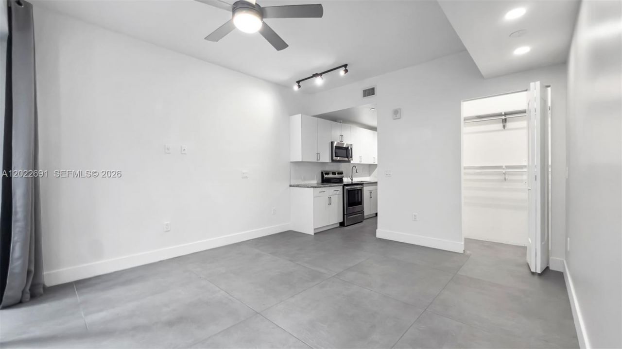 1536 NW 15th Ave , Unit 203, Miami, FL 33125 Photo