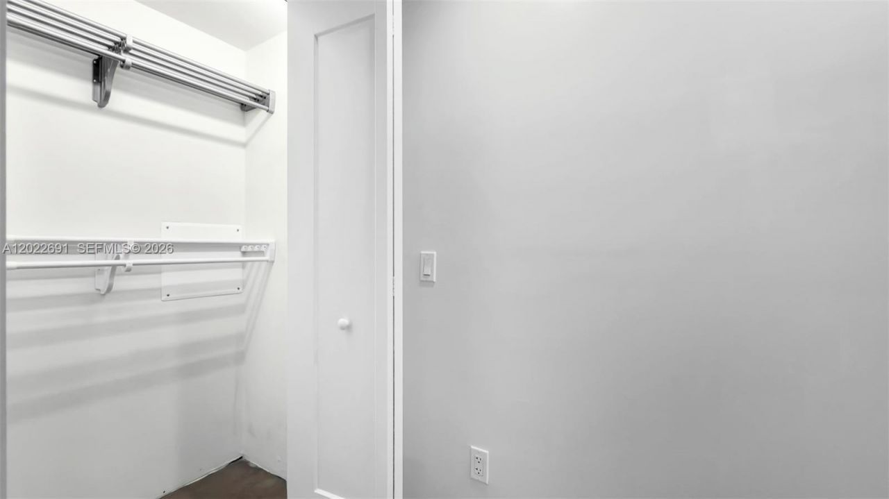 1536 NW 15th Ave , Unit 203, Miami, FL 33125 Photo
