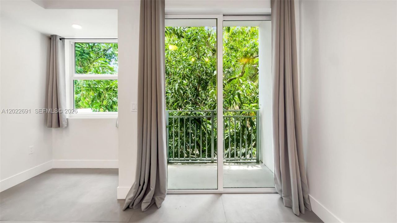 1536 NW 15th Ave , Unit 203, Miami, FL 33125 Photo