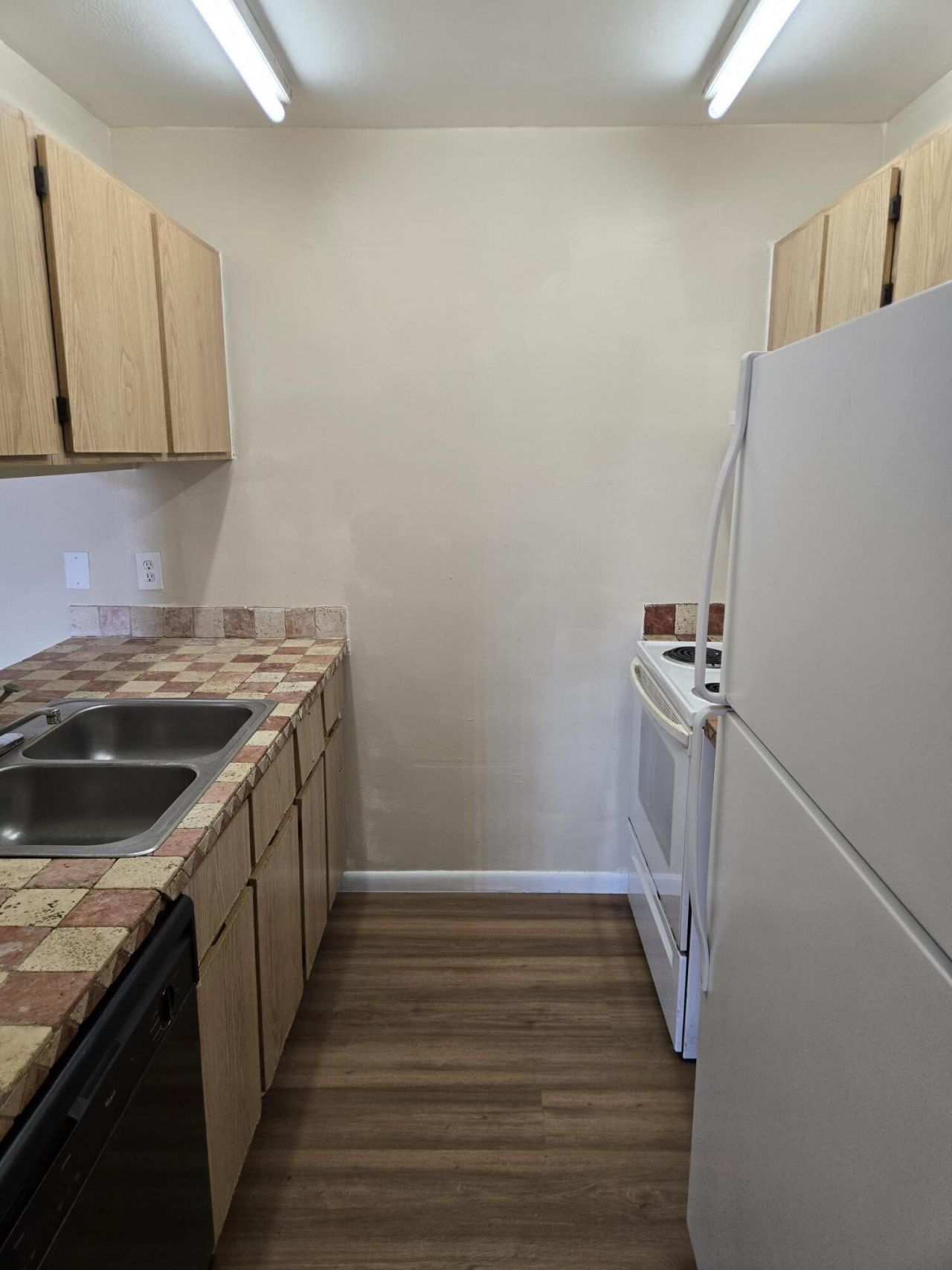 1814 Abbey Road, Unit 204, West Palm Beach, FL 33415 Photo