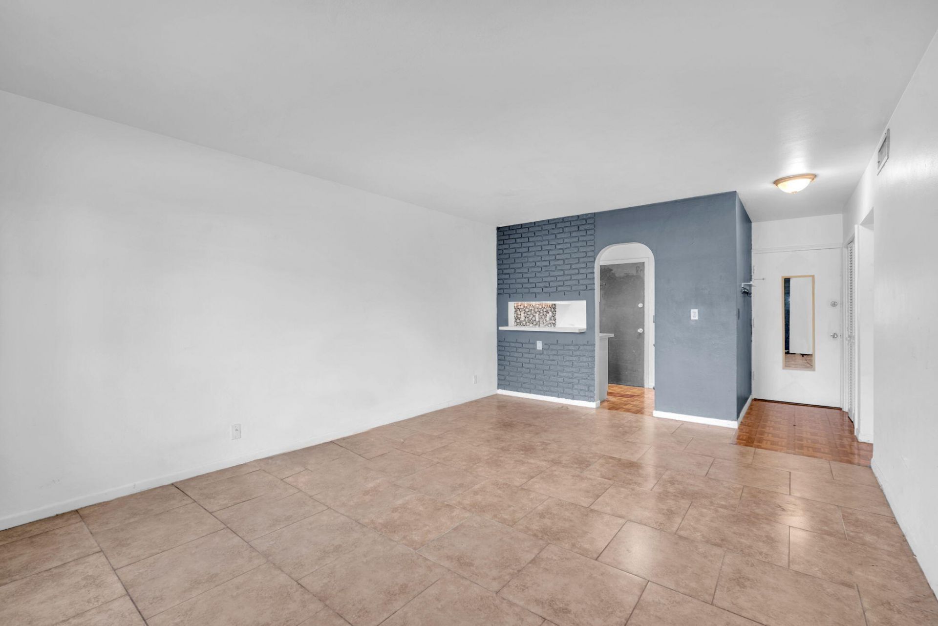 1851 NE 62nd Street, Unit 608, Fort Lauderdale, FL 33308 Photo