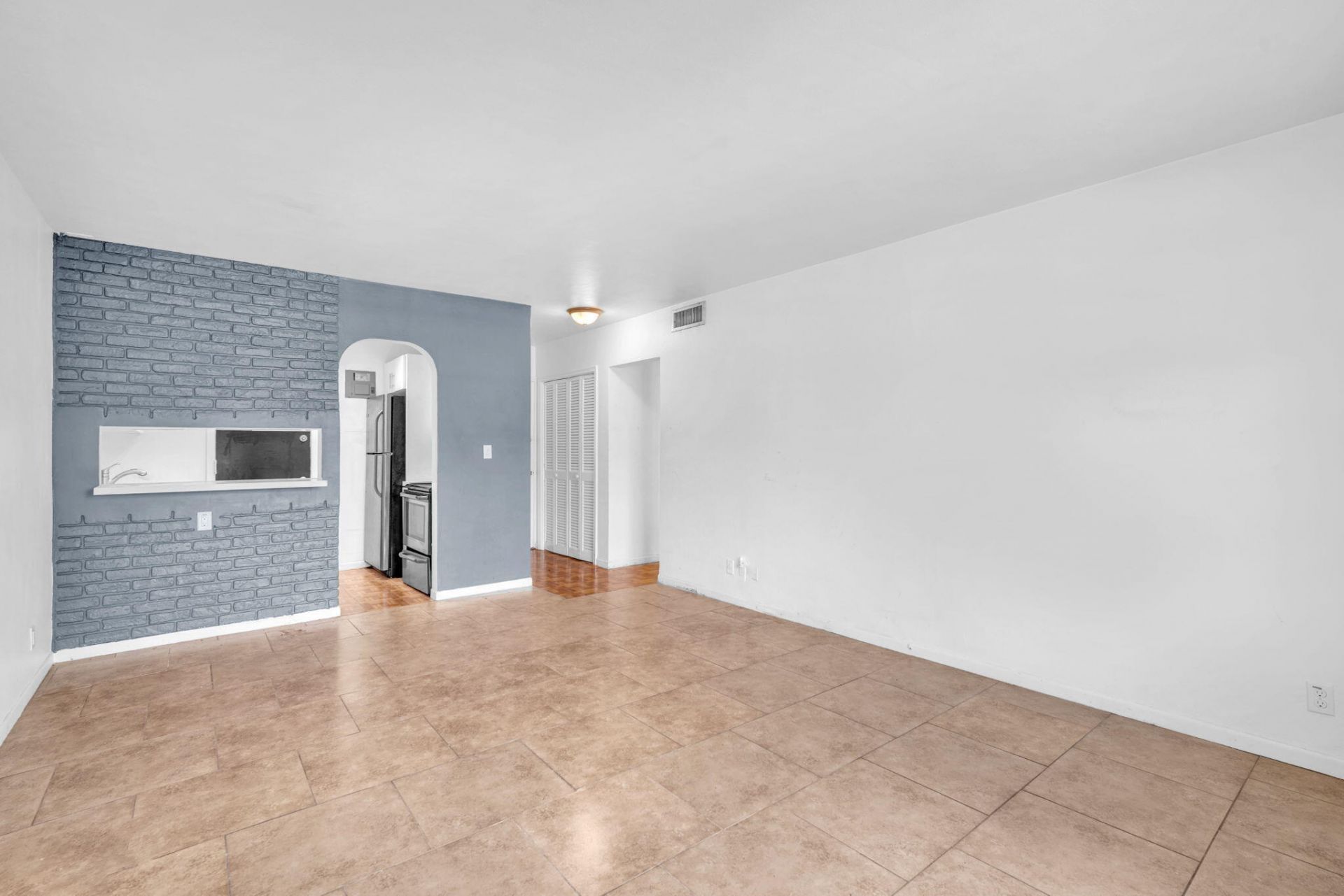 1851 NE 62nd Street, Unit 608, Fort Lauderdale, FL 33308 Photo