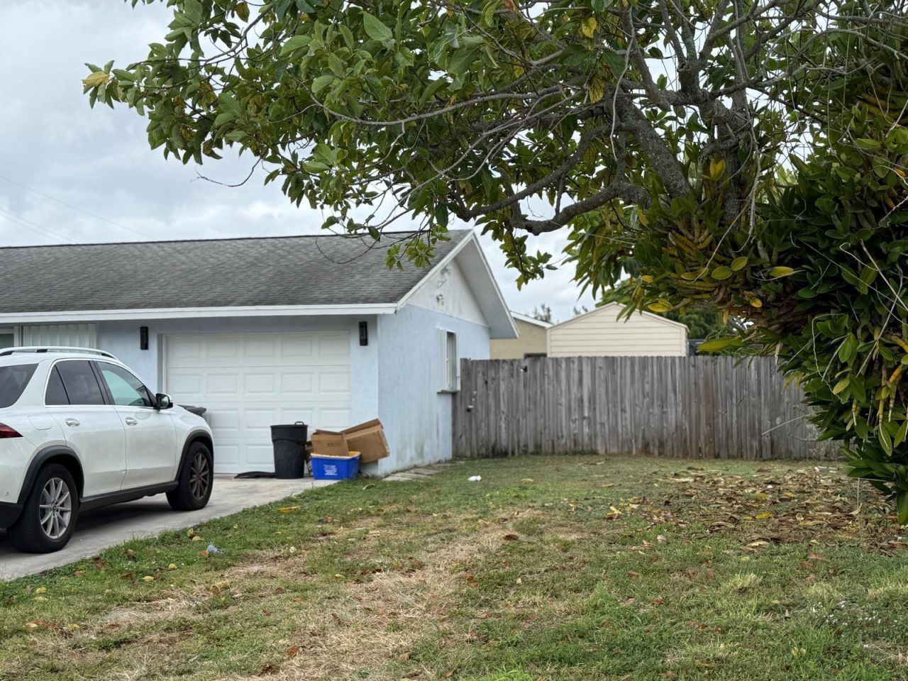6817 Florida Drive, Lake Worth, FL 33462 Photo