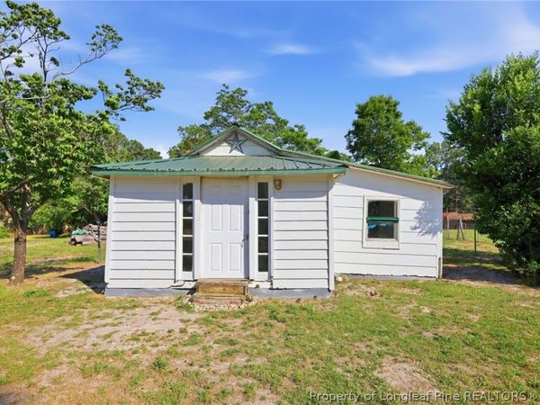 416 Wakefield Drive, Hope Mills, NC 28348