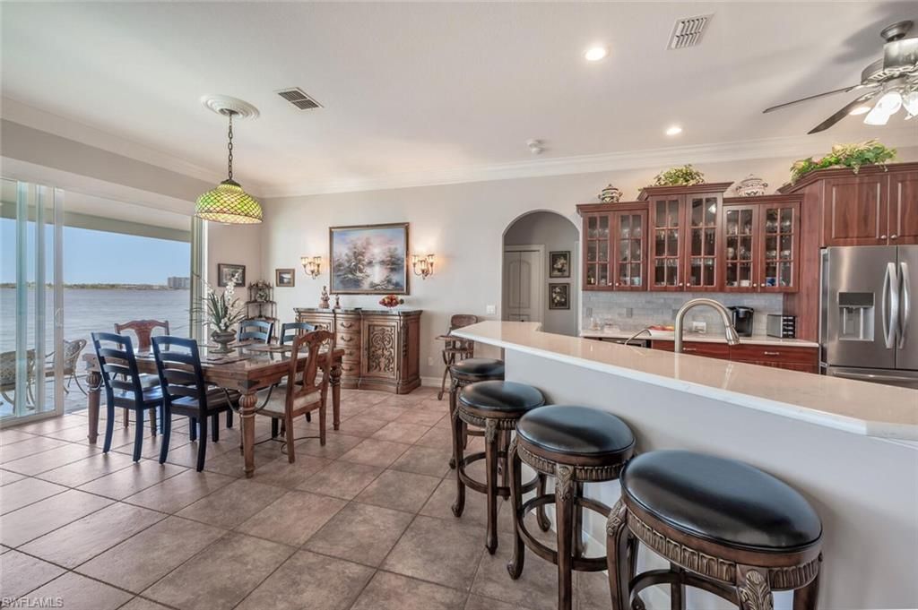 5727 Riverside Dr, Cape Coral, FL 33904 Photo