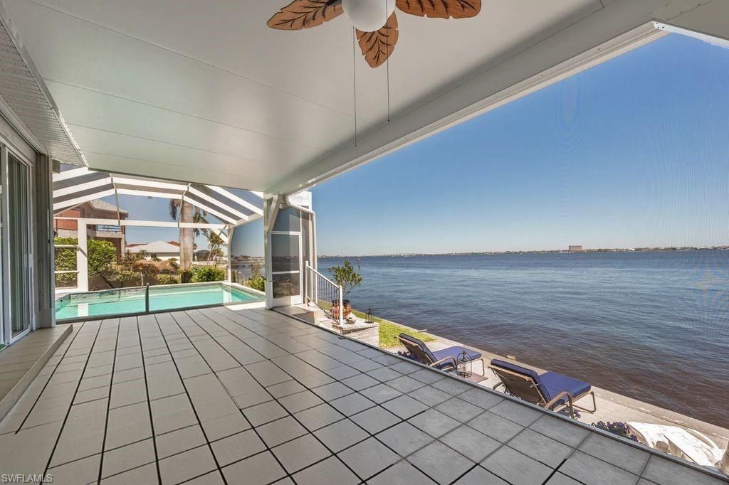 5727 Riverside Dr, Cape Coral, FL 33904 Photo