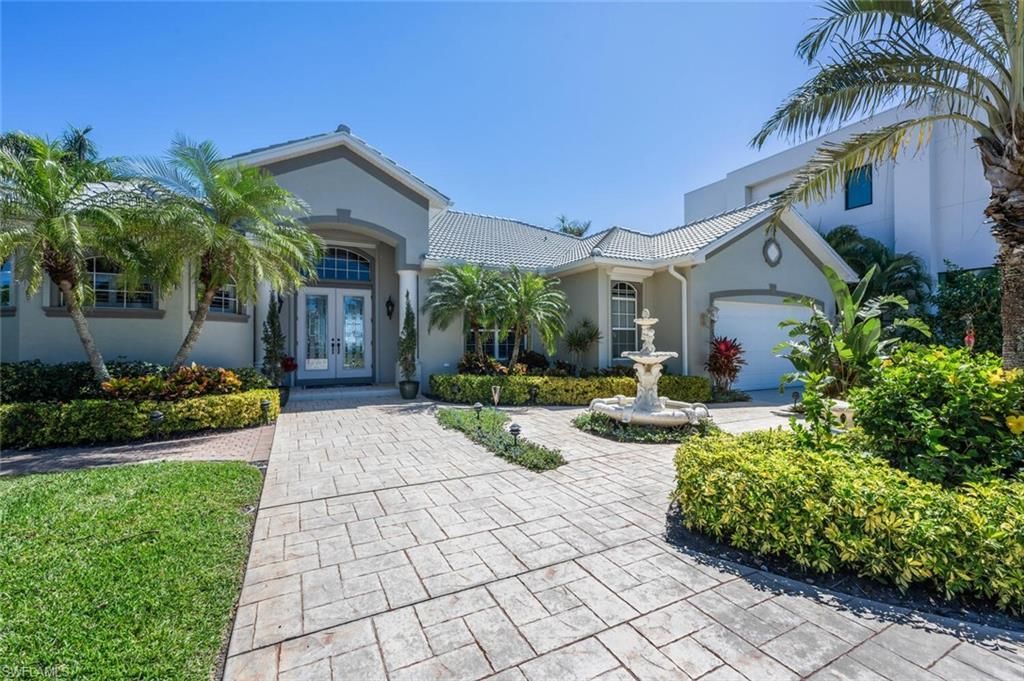 5727 Riverside Dr, Cape Coral, FL 33904 Photo