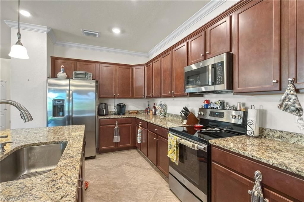 14107 Vindel Cir , Fort Myers, FL 33905 Photo