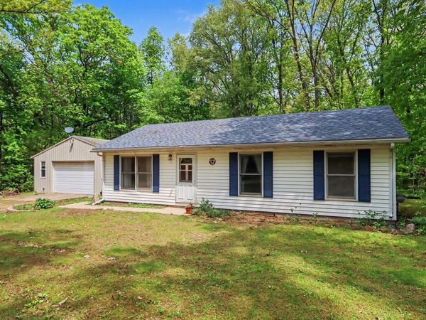 11750 Lewis Road, Plainwell, MI 49080