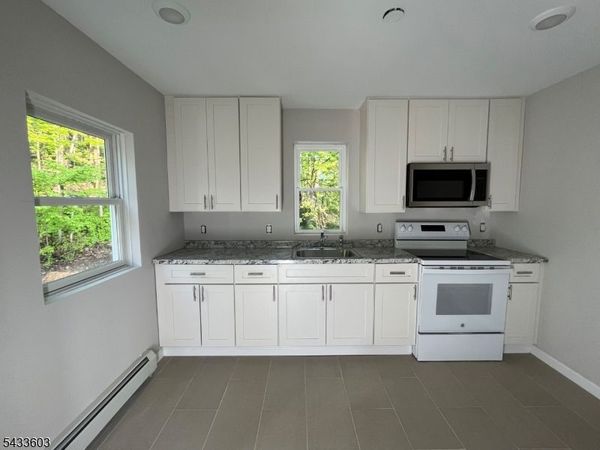 707 State Rt 23, Wantage, NJ 07461
