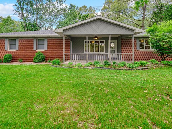18 W 890 N, Wheatfield, IN 46392