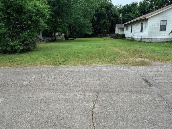 1314 1st NW, Ardmore, OK 73401