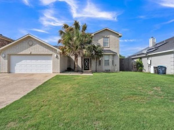 4024 Busch Gardens Drive , Fort Worth, TX 76123