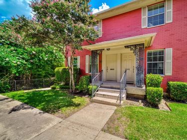 4814 Bradford Drive, Unit 4814B, Dallas, TX 75219