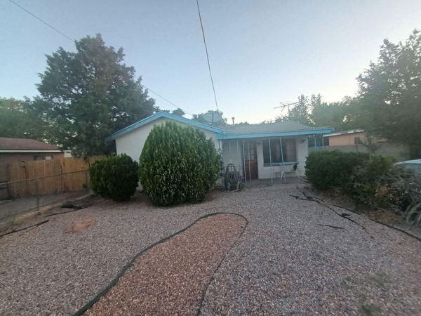 217 Bethel Drive SE, Albuquerque, NM 87102