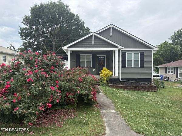 1415 Dalton St, Alcoa, TN 37701