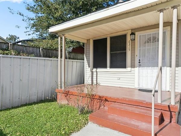6315 BIENVENUE Street , New Orleans, LA 70117