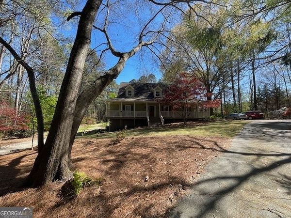 2735 Tribble Mill Road, Lawrenceville, GA 30045