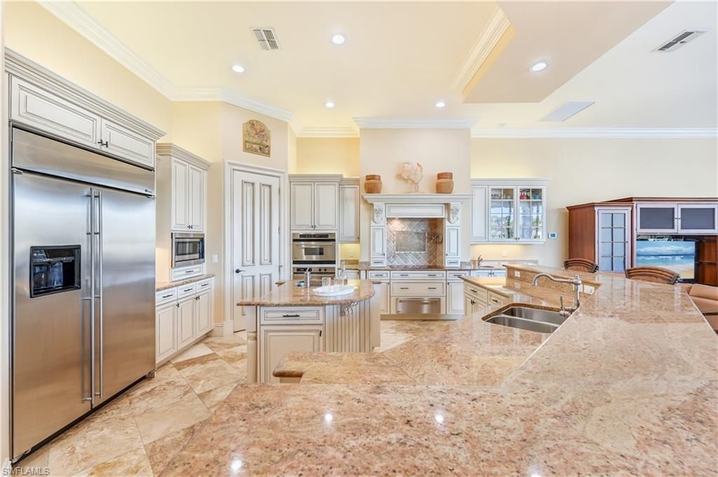 339 Devils Bight , Naples, FL 34103 Photo