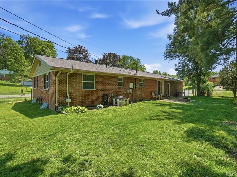 2627 Marinette Drive, Springfield, OH 45503 Photo 63