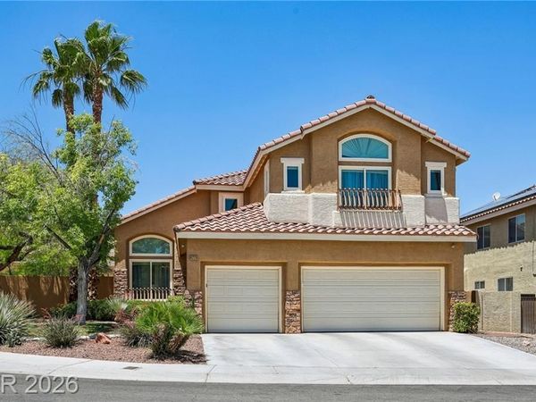 8220 Ruby Mountain Way, Las Vegas, NV 89128