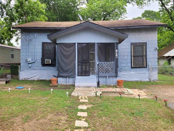 427 N Main Highway , Junction City, AR 71749