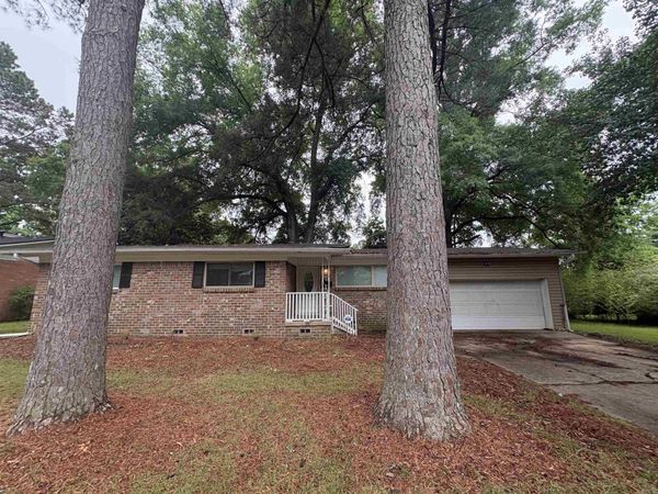 7805 Apache Road , Little Rock, AR 72205