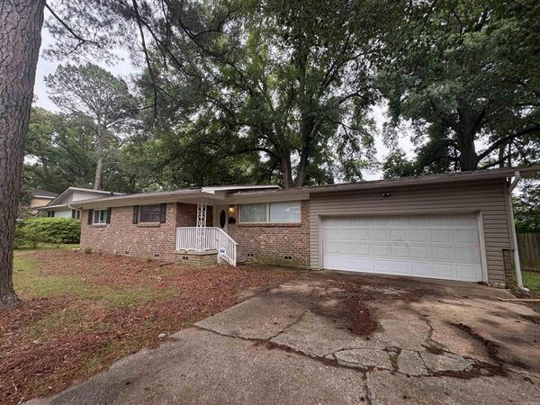 7805 Apache Road , Little Rock, AR 72205