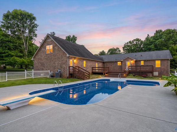 145 Butch Cash Road, Hazel Green, AL 35750