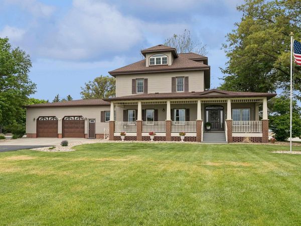 13112 S Hudson Road, Hudson, IA 50643