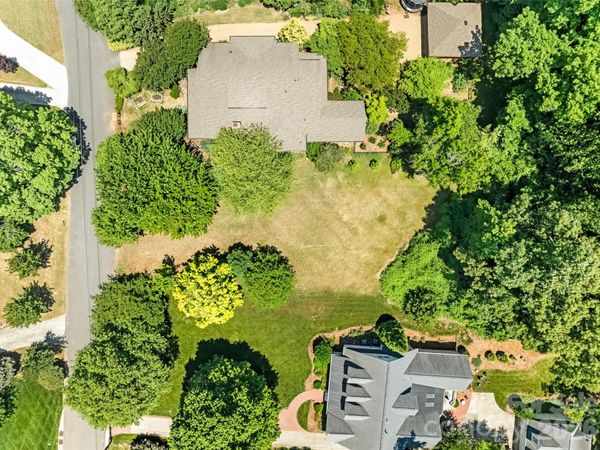 3137 Fairfax Drive , Charlotte, NC 28209