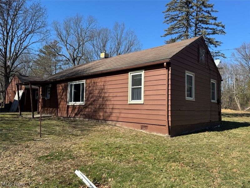 2160 Ingersoll Drive, Akron, OH 44320 Photo 2