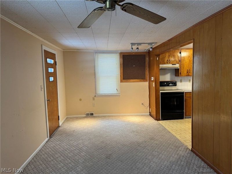 2160 Ingersoll Drive, Akron, OH 44320 Photo 26