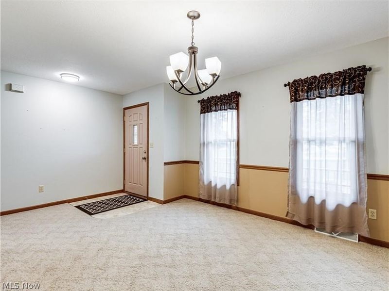893 West Street Street, Wadsworth, OH 44281 Photo 5