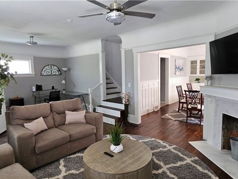 10605 Ashbury Avenue, Cleveland, OH 44106 Photo 2