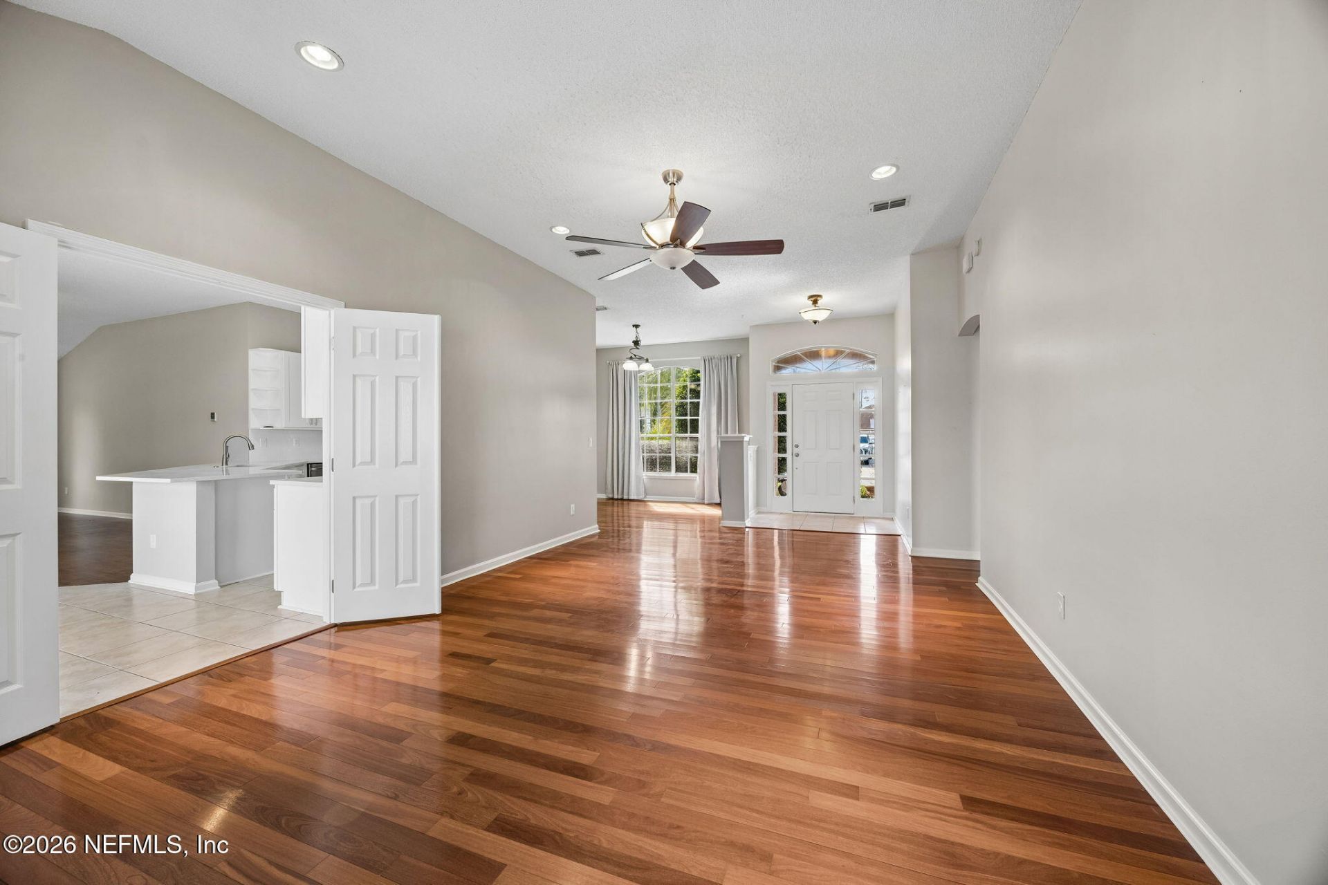 13093 S Chets Creek Drive, Jacksonville, FL 32224 Photo