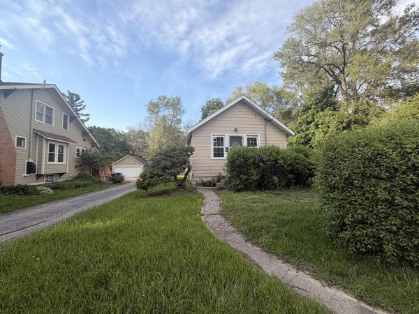 513 E Liberty Drive , Wheaton, IL 60187
